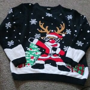 ***Santa Wearing Antlers Dancing Men's Christmas Crewneck Sweater Size XL